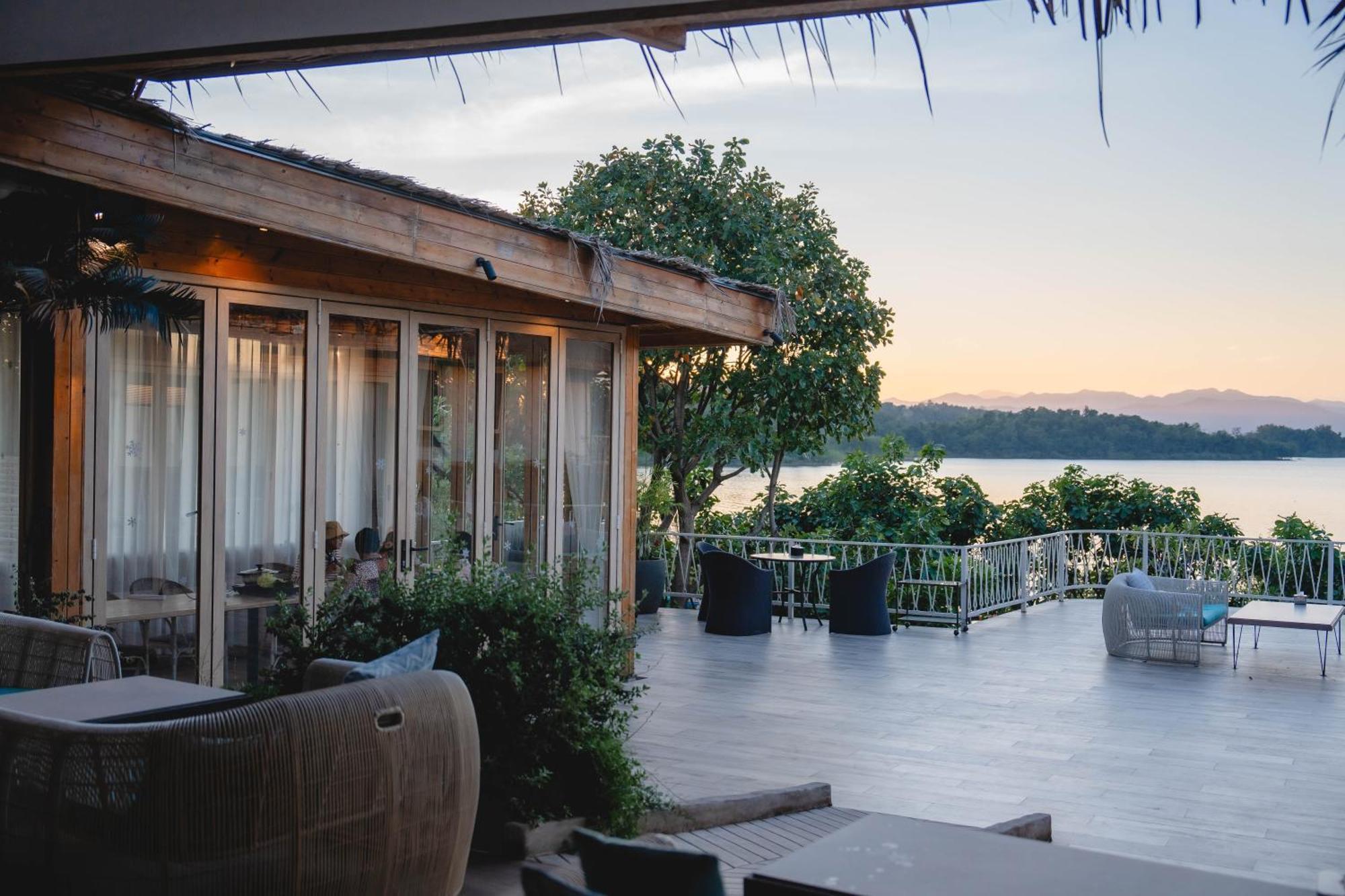 Le La Lake Resort And Spa Кенг-Крачан Экстерьер фото